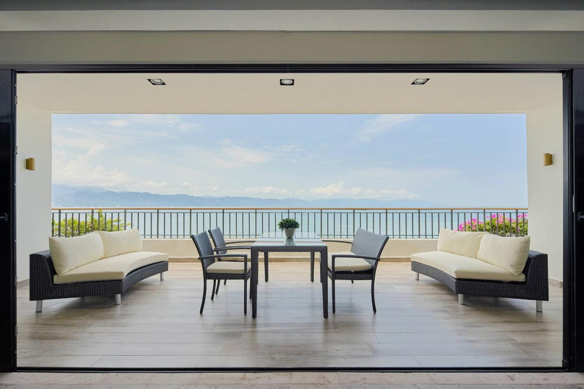 Marriott Puerto Vallarta Resort & Spa Экстерьер фото