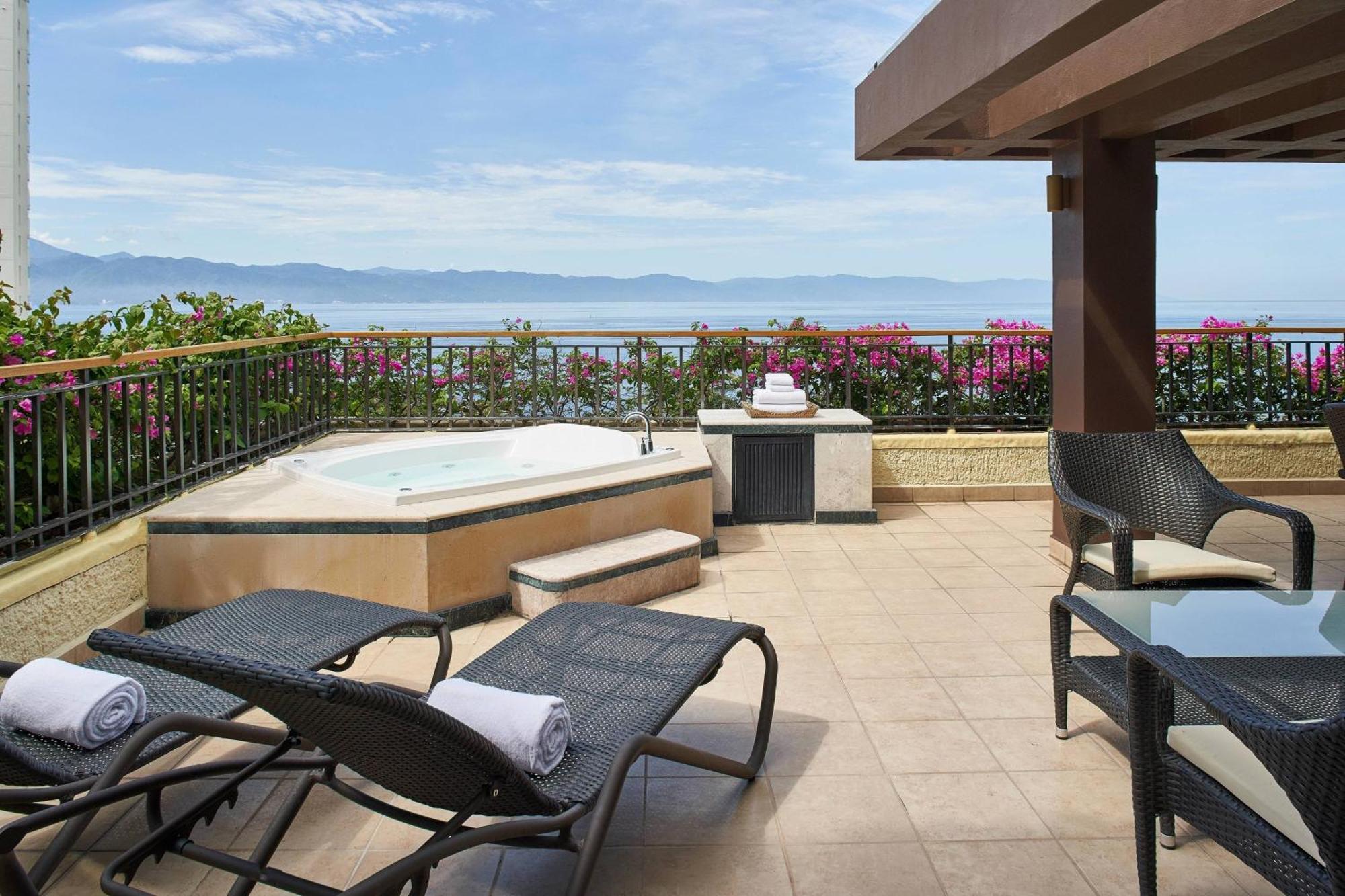 Marriott Puerto Vallarta Resort & Spa Экстерьер фото